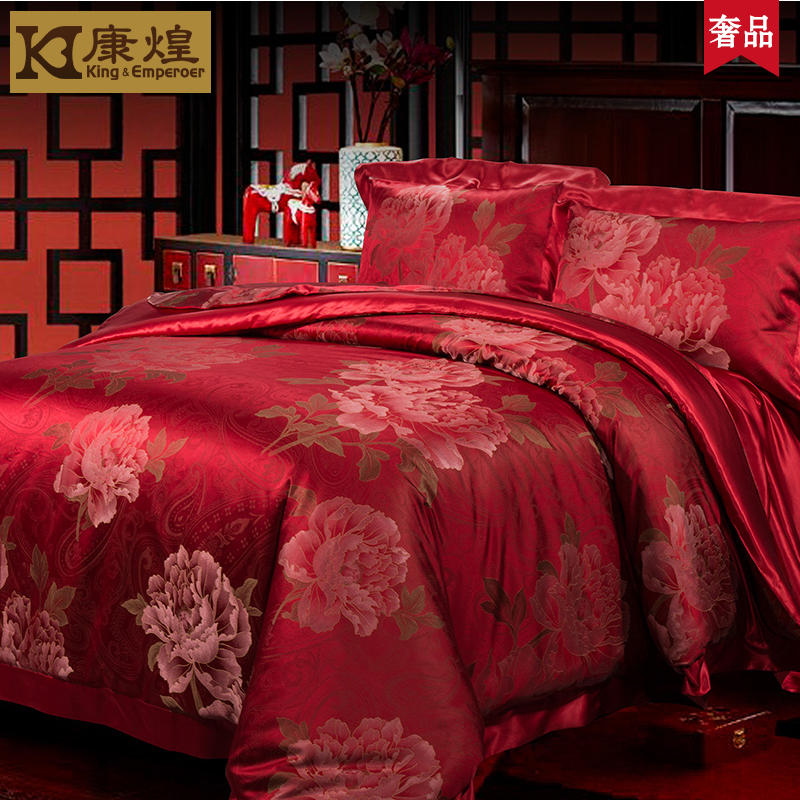 蚕丝被和羽绒被的优点都是什么,大豆被和蚕丝被的优点和缺点