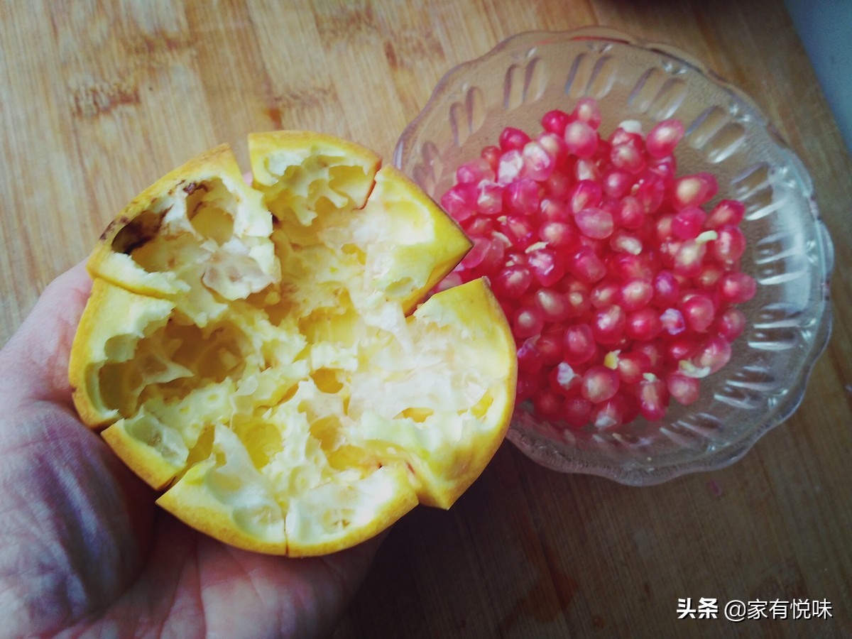 推荐四种方法轻松剥石榴,怎么快速的剥石榴小窍门