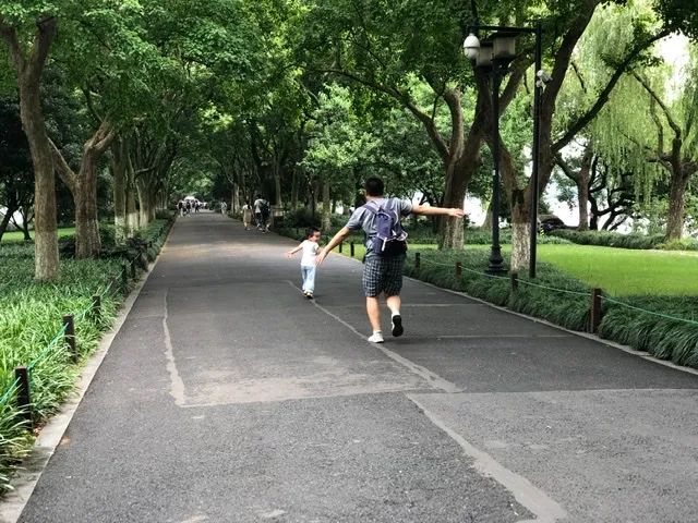 七月的晚霞好美,夏天六月的晚霞