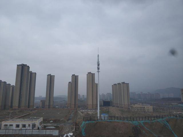 住在乌鲁木齐大山脚下的十个大型小区全在这里！有你家吗？