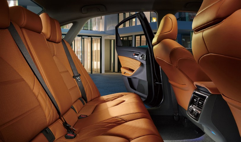 亚洲龙减配真实感受,国产后一定减配吗