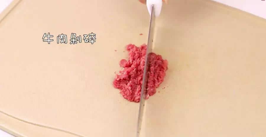 猪肉肠牛肉粥,宝宝吃牛肉粥上火吗