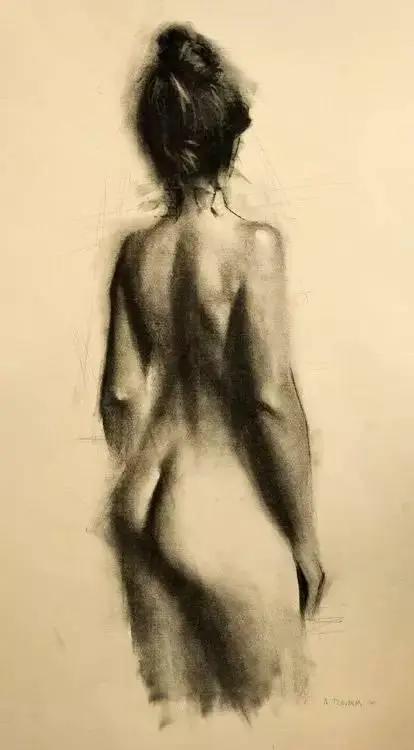 素描画得最好的画家,画家画的各种素描与画像太像了