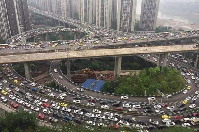 重庆最荒凉地铁站曹家湾,重庆曹家湾轻轨通没