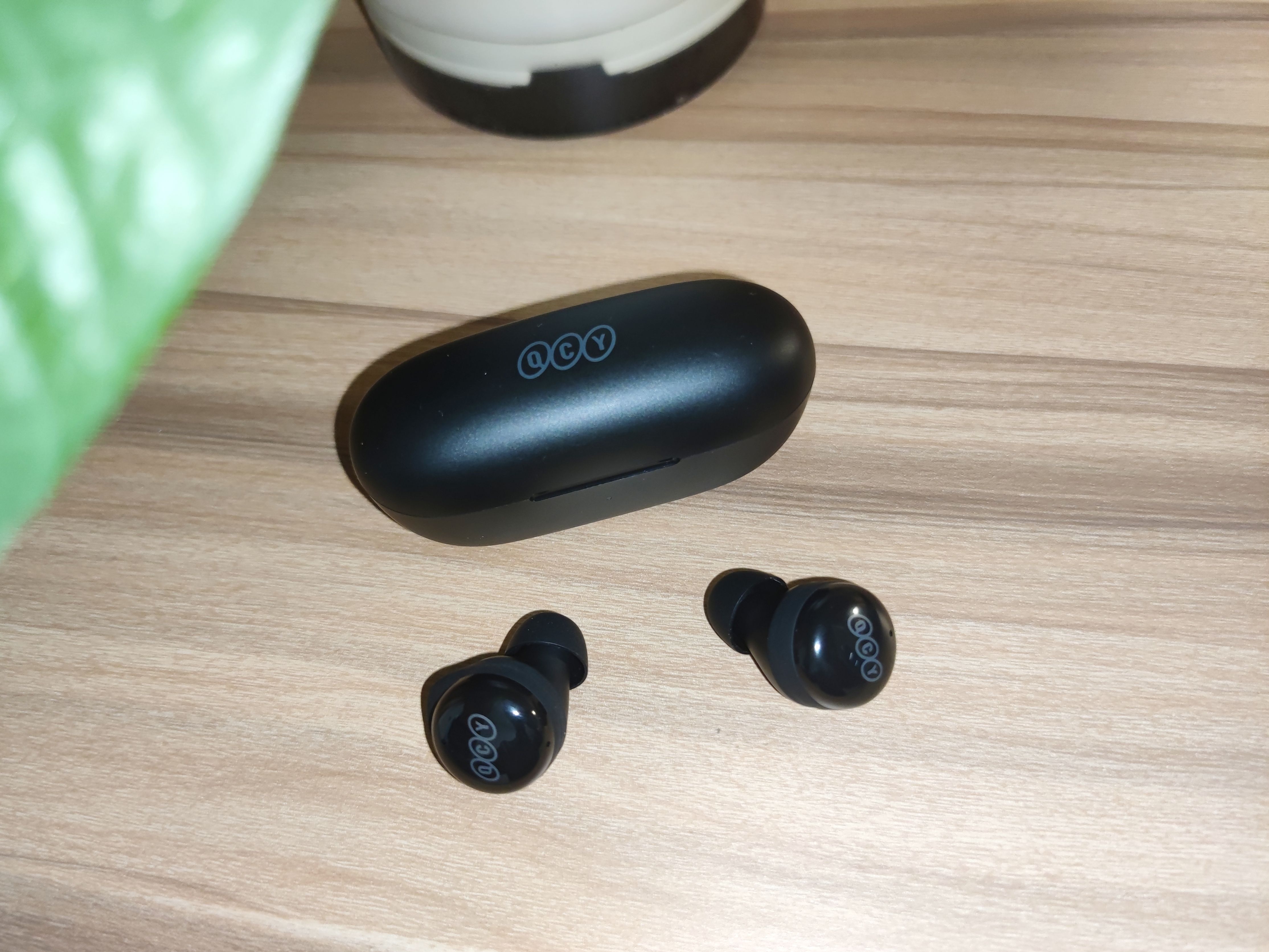 不足百元，TWS耳机也可以长续航、低延迟，QCYT17蓝牙耳机测评
