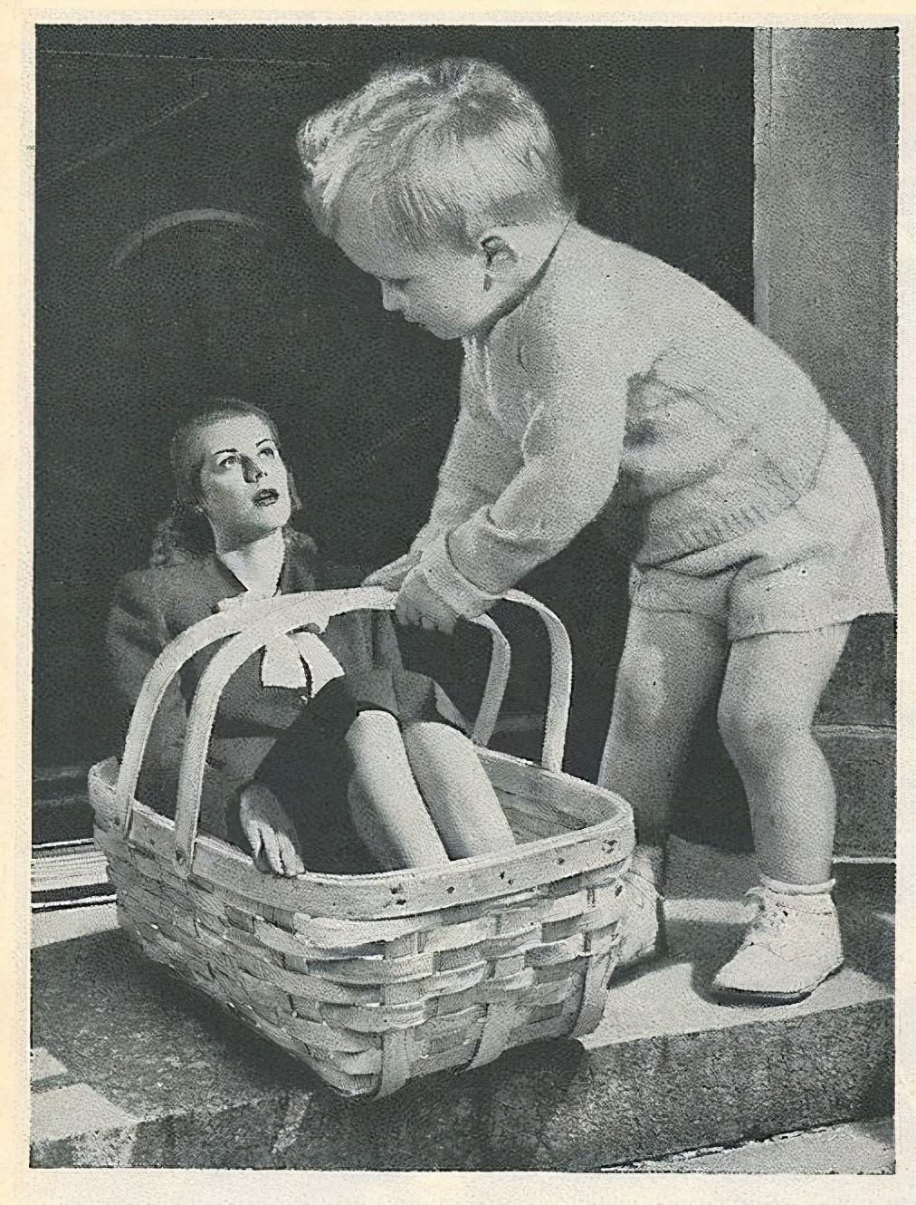 被原生家庭伤害的女孩如何治愈,原生家庭很糟糕的女生如何治愈