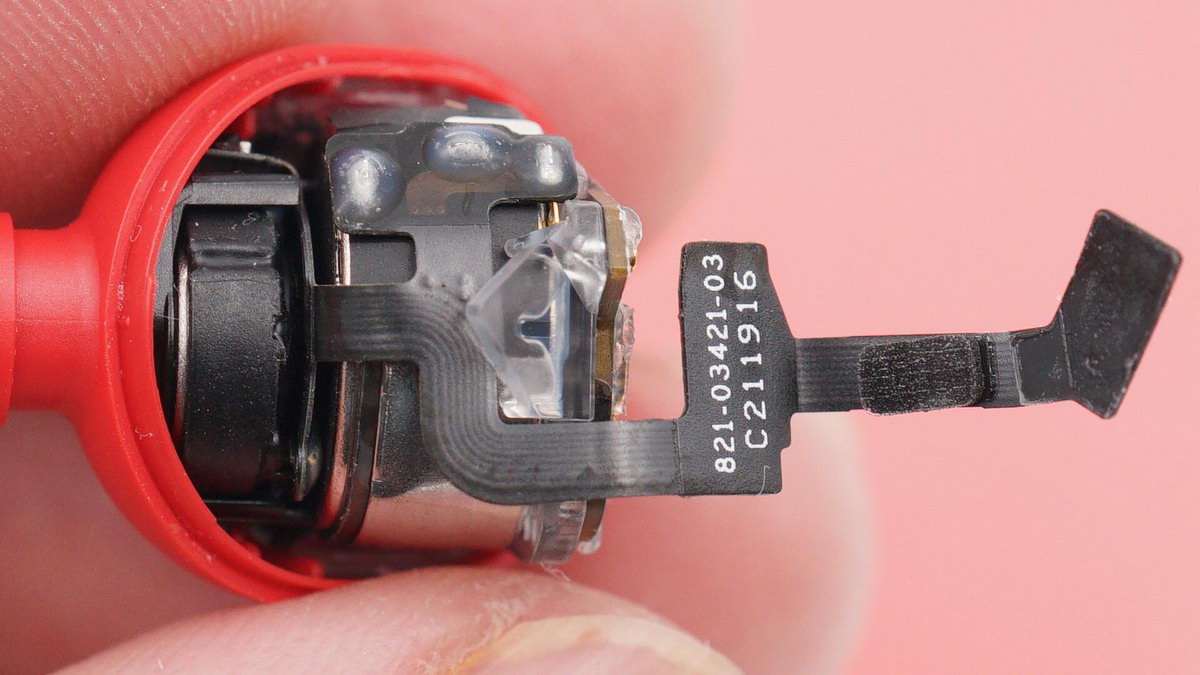 苹果airpodspro对比beats,airpodspro和beatsstudiobuds到底谁好