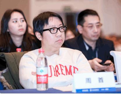 互联网卖鞋20年：中国为什么没有Zappos？