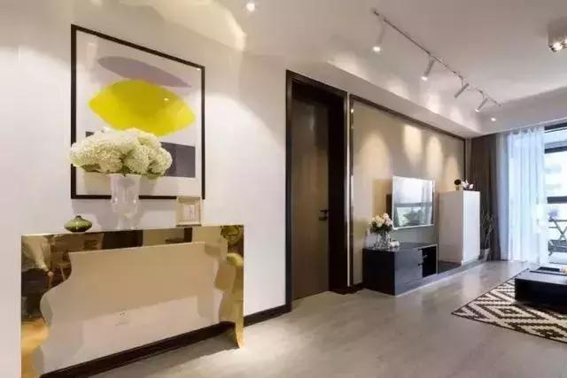 房门的颜色要和衣柜同一个颜色吗,门颜色的讲究和忌讳