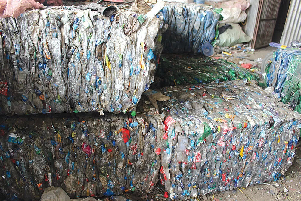 珠峰垃圾山现状,珠峰垃圾成堆视频