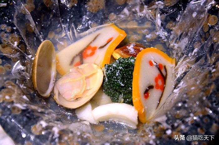 高温天气宅家不无聊,高温暴雨都挡不住人们游玩的步伐