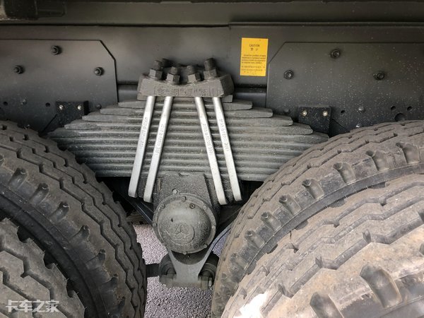 新豪沃渣土车起顶操作步骤,豪沃重汽渣土车功能讲解