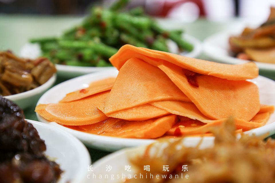 长沙不起眼小吃街推荐,长沙地摊小吃有哪些