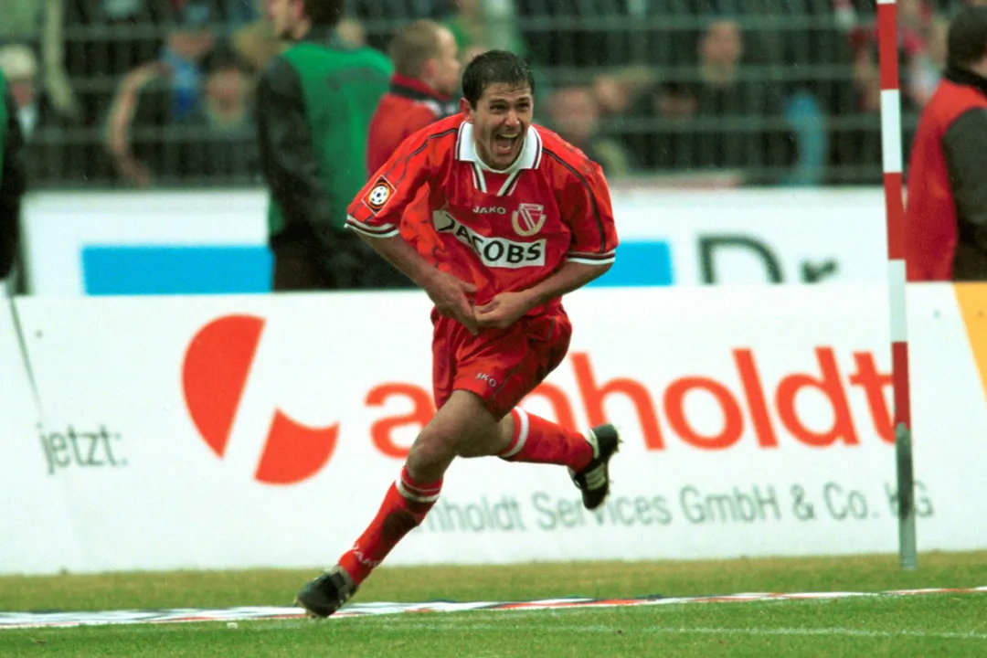 “儿砸，咱这可是祖传的本事！”