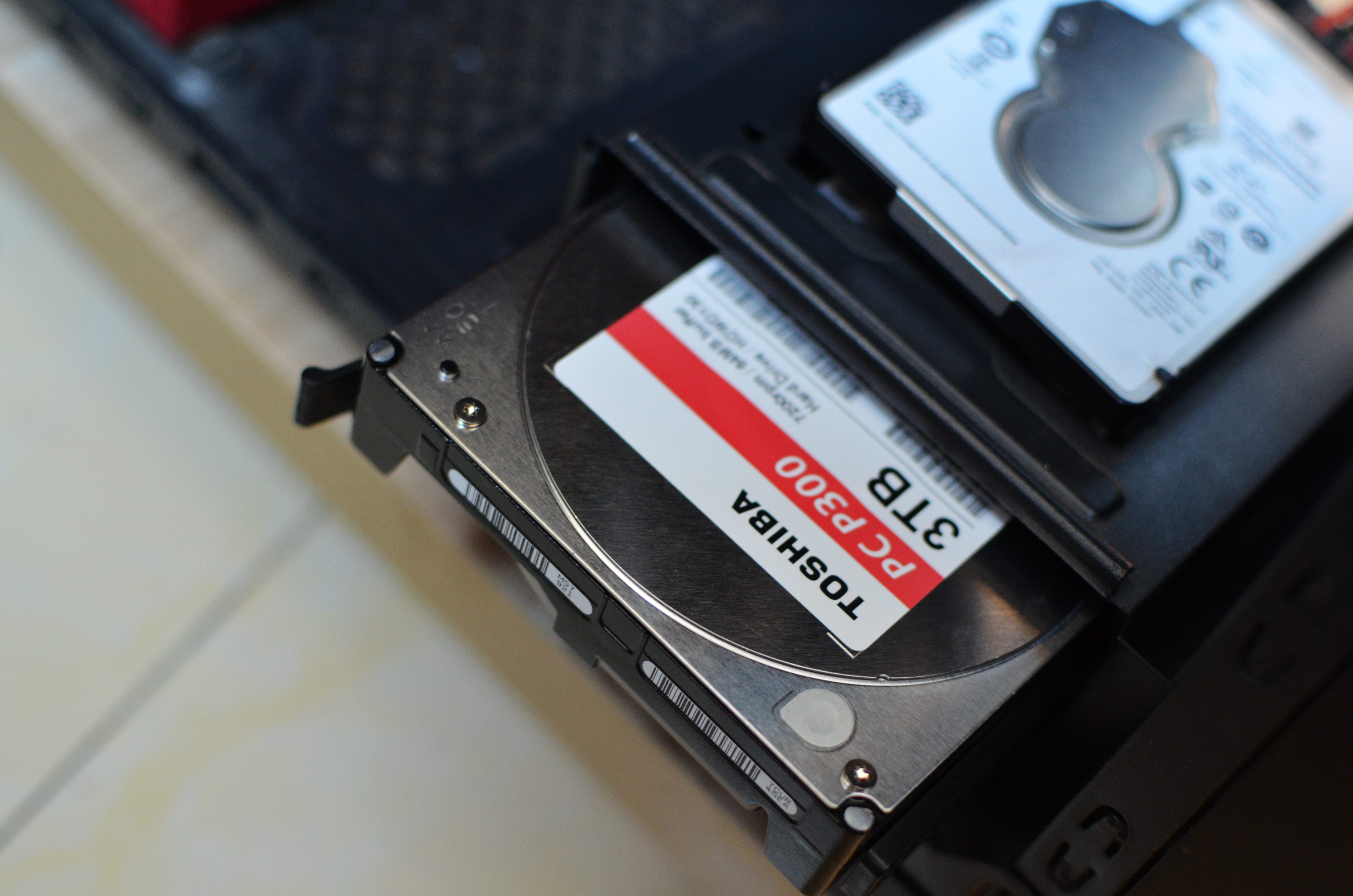 东芝p300系列3tb机械硬盘拆解,东芝p300pmr