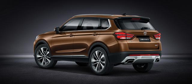 华晨中华v7展示,华晨中华v7体验