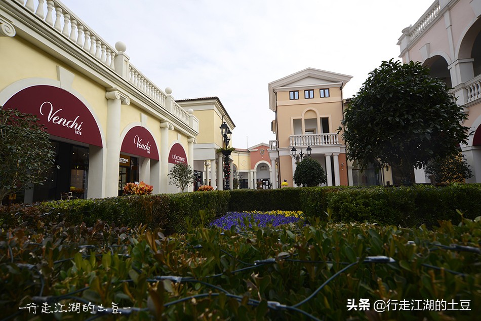 上海佛罗伦萨小镇有哪些奢侈品牌,佛罗伦萨小镇名品奥特莱斯品牌