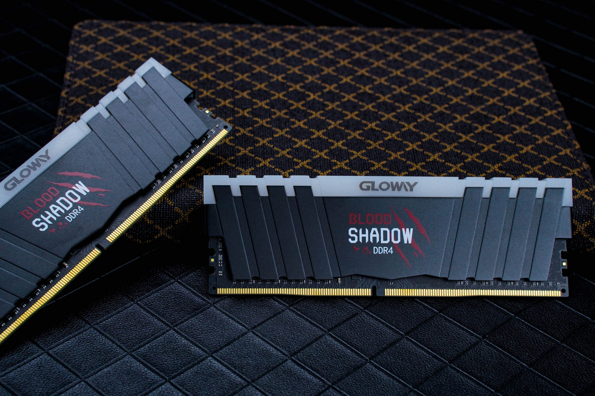 光威gloway内存条能超频吗,光威3600hz内存能超到多少