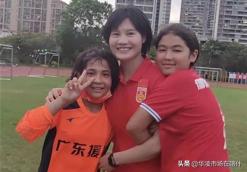 新疆伽师初中男子足球队,新疆伽师足球