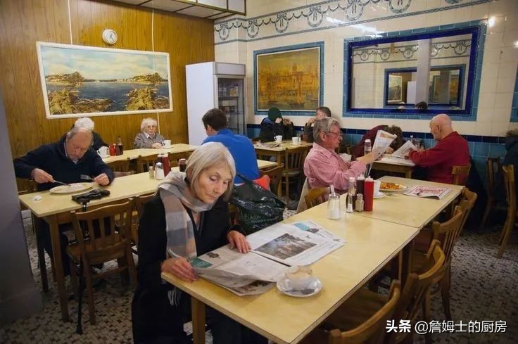 若不是为了生活谁愿意熬夜呢,若不是为了生活谁愿意熬夜到天亮