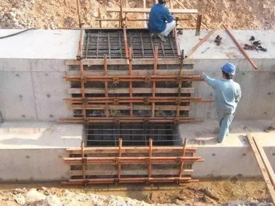 项目部办公室岗位职责,项目部计划部岗位职责