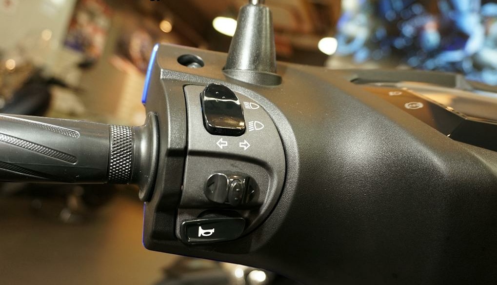 雅马哈cygnus-x六代,雅马哈cygnusz老款