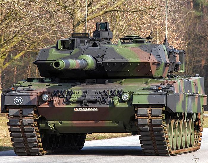 坦克为什么在现代战场上如此不堪,现代坦克装甲为什么不行