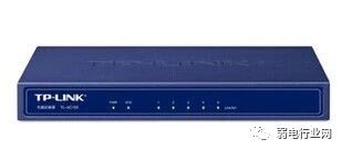 怎么扩展无线路由器,客厅路由器有网卧室路由器没网