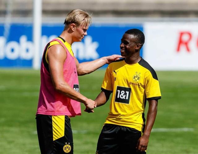 足坛第一神童班！四大00后光芒万丈，15岁梅罗级天才蓄势待发