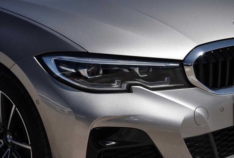 41万提了低配宝马,39万提了辆低配奔驰glc260