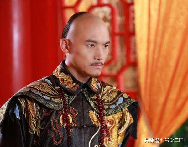 皇太极跟他儿子福临都有相似之处,皇太极去世为什么是福临继位