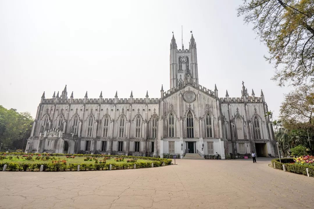 印度加尔各答地铁列车,印度火车站加尔各答