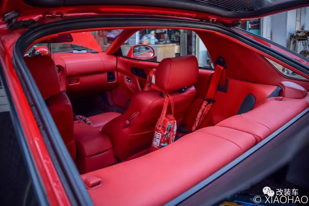 花二十几万买辆代步车,花20万去翻新一台20年的老车