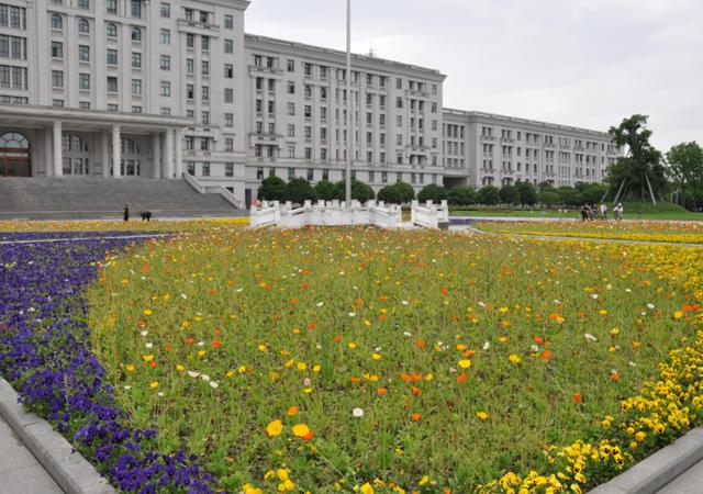 北京出干部的学校,毕业就当公务员的五大官校