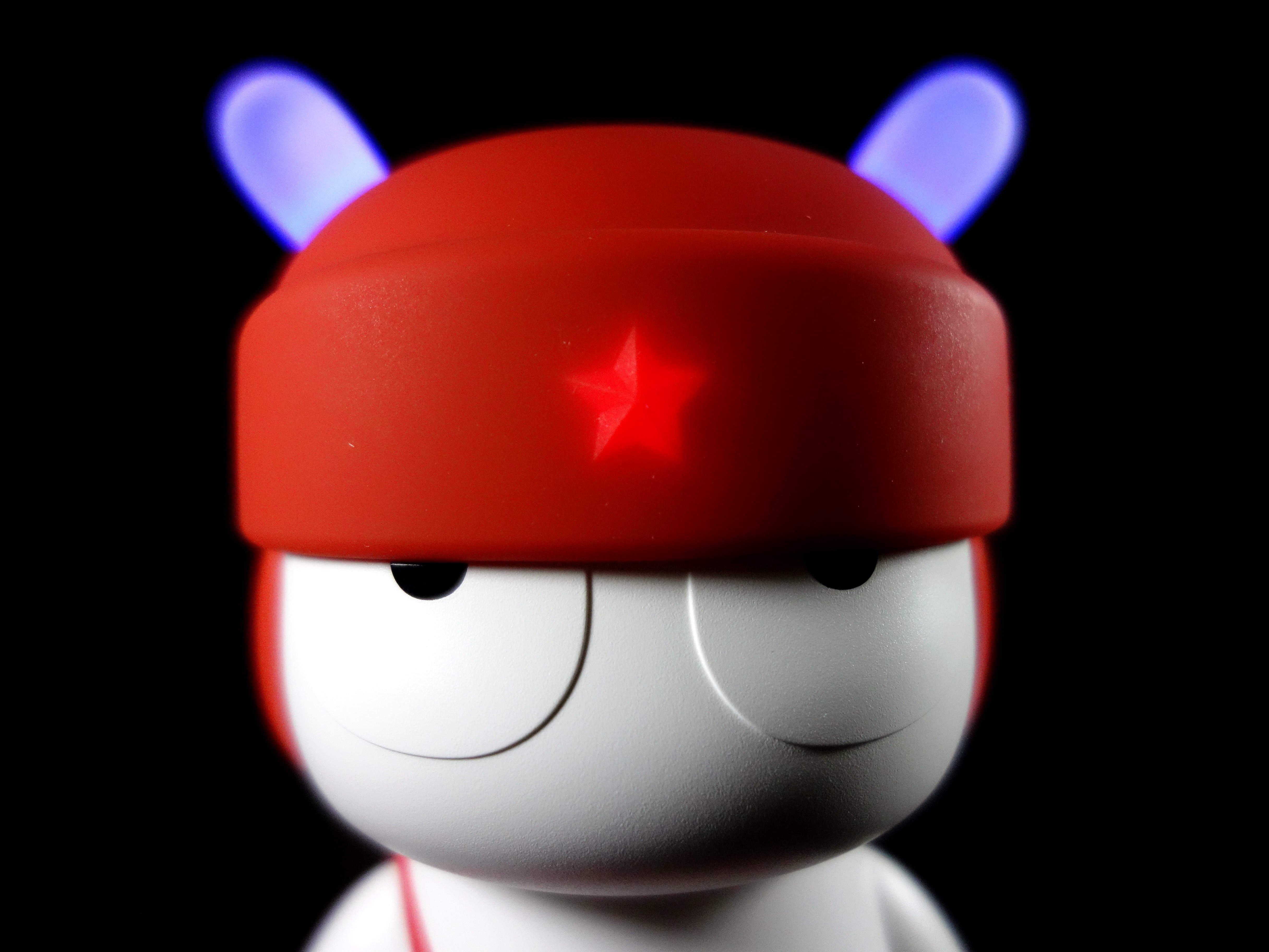 音质好得不像智能音箱,音质不闷的音箱