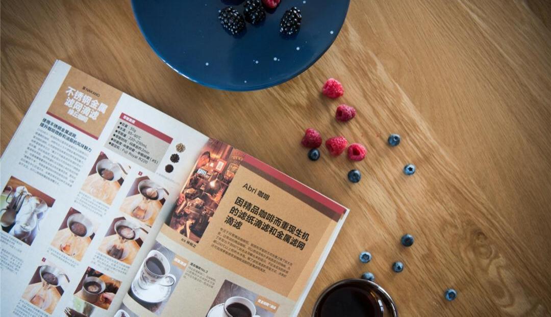 濂瑰鐨勮淇叏灞嬬畝鍗曠敾,85骞崇背鍏ㄥ眿瀹剁數瀹跺叿