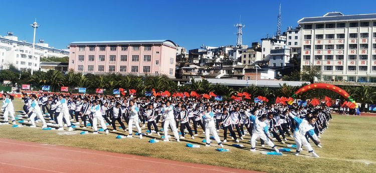 澶у鐢板緞,濂嬫枟闈掓槬寮哄浗鏈夋垜杩愬姩浼氬紑骞曞紡