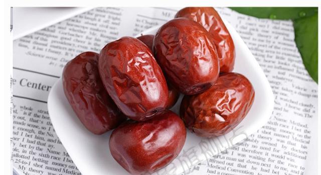 世间有和田枣，我就是吃不厌