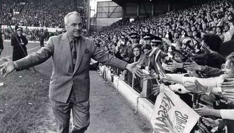 上一次足球停摆，6名英国球员在北非打跑了隆美尔