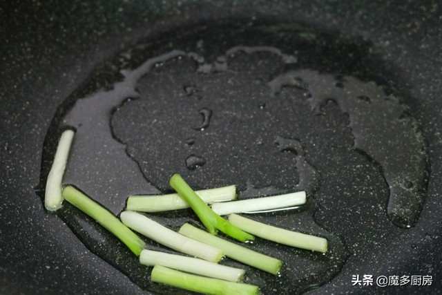 如何做出不烧焦又有锅巴的煲仔饭,煲仔饭怎么做才能又香又脆