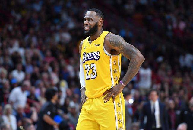 湖人跟快船谁更厉害,湖人和快船谁更强