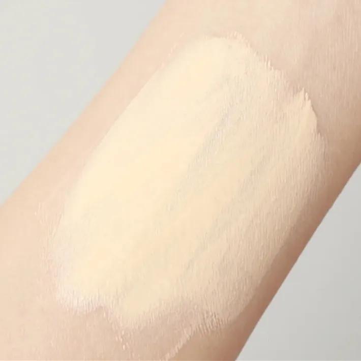 雅诗兰黛持妆无瑕保湿气垫粉底液,遮瑕好又不拔干的气垫粉底液推荐