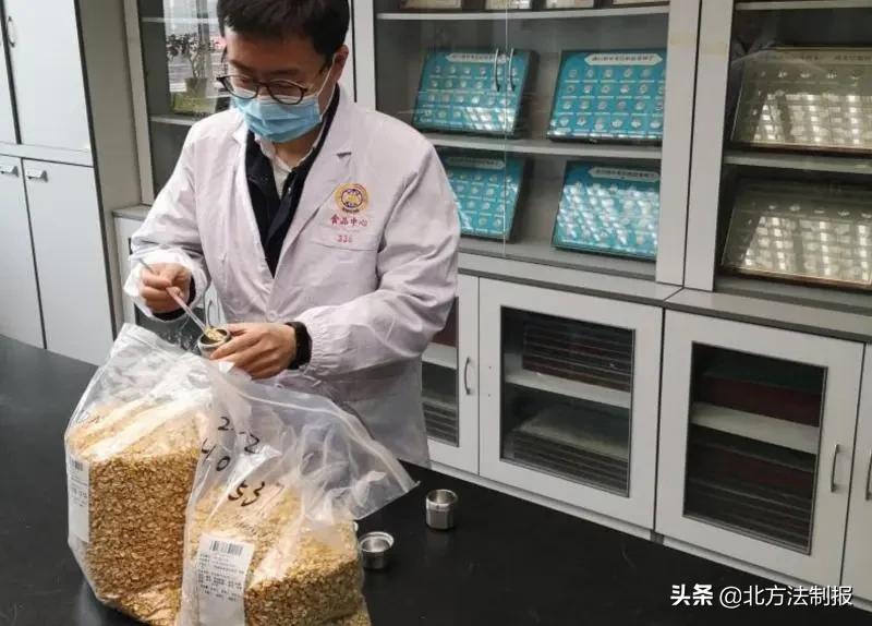 还有人从国外寄来20多只果蝠标本？海淘代购注意了，邮寄蜥蜴、盆景入境，可能会入刑！