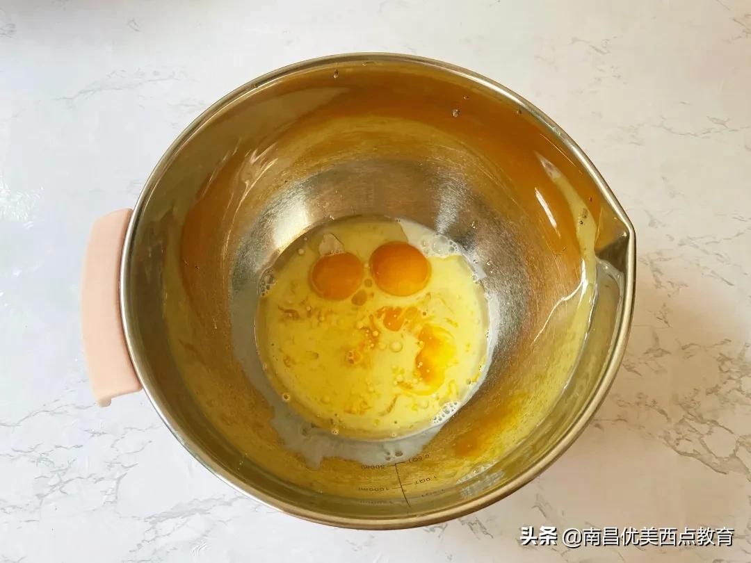 提拉米苏怎样才做到入口即化,零失败入口即化简易版提拉米苏