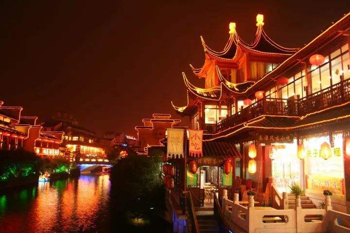 鹧鸪天大明湖即景,鹧鸪天南京夫子庙