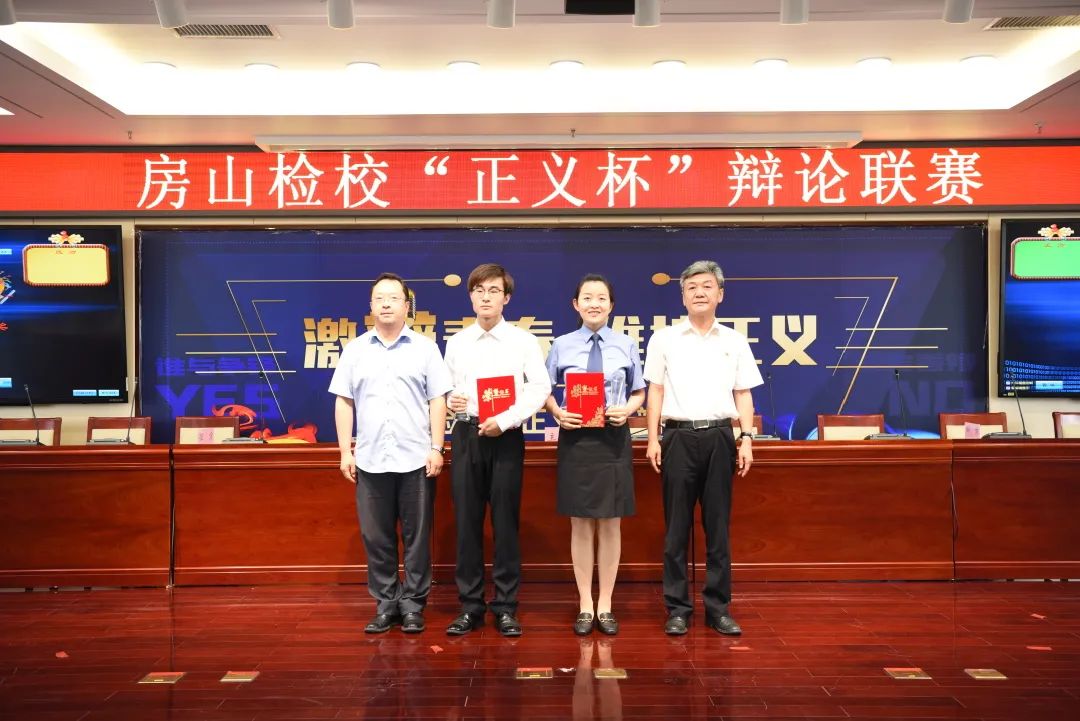 巅峰对决，以辩会友！一场超激烈的“battle”~