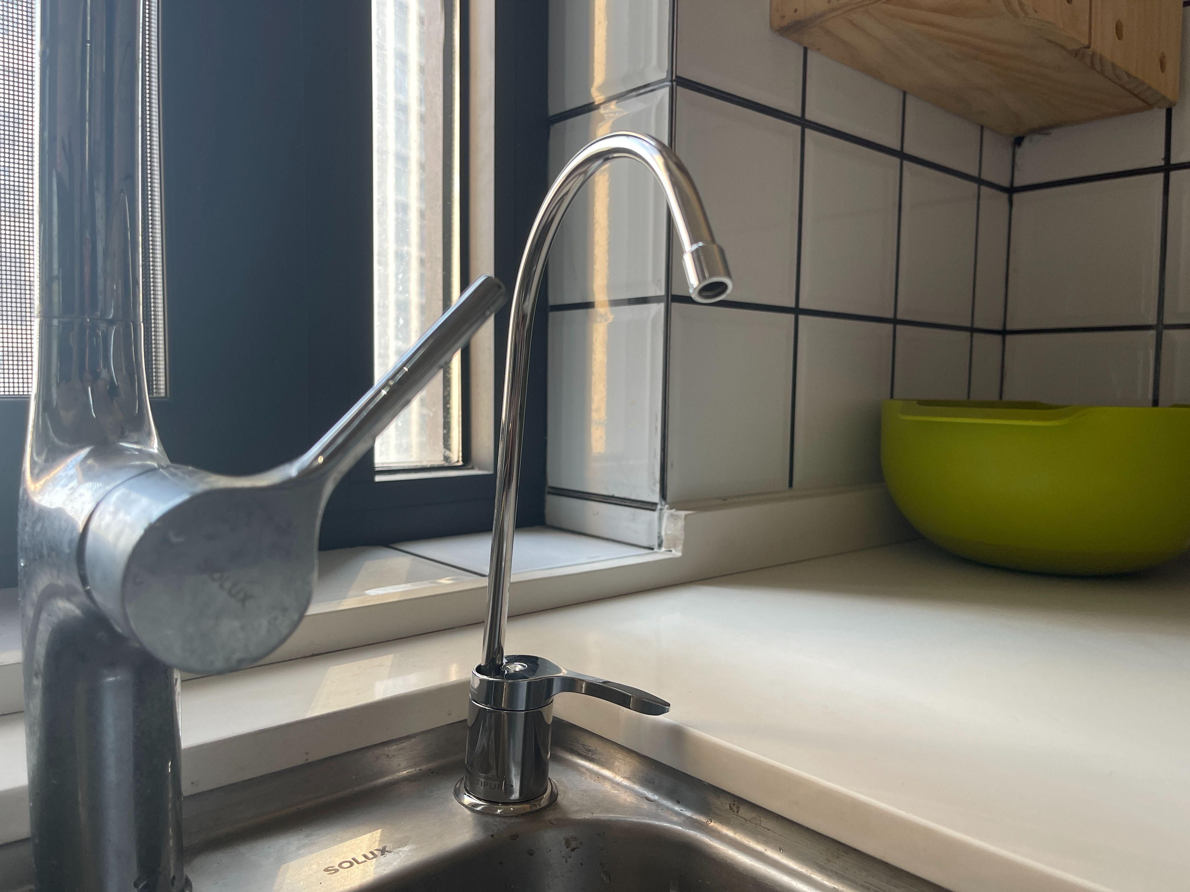 飞机上用的什么品牌的净水器,飞机上的净水器