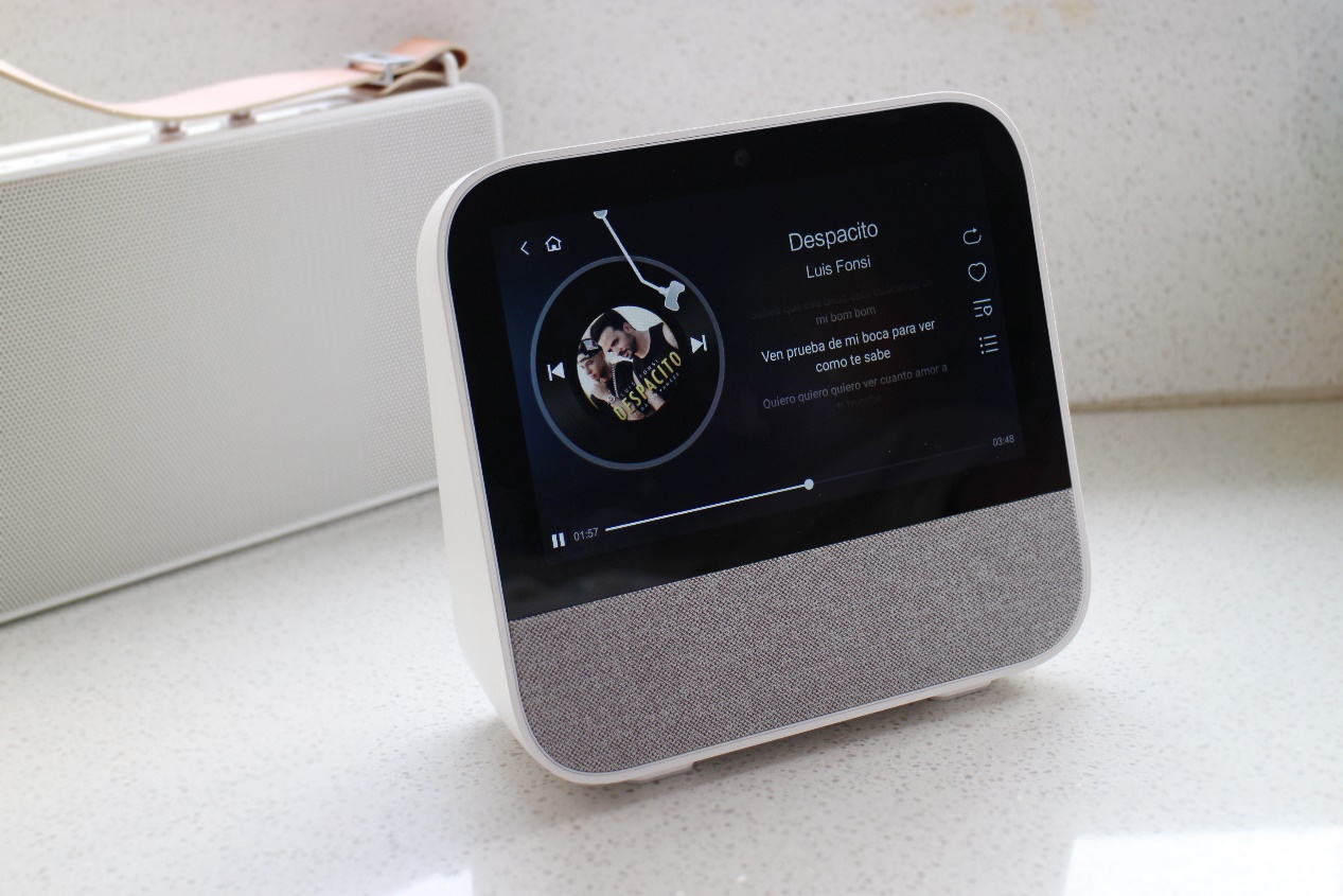 天猫精灵ccl智能音箱和致敬版,天猫精灵cc7e智能音箱