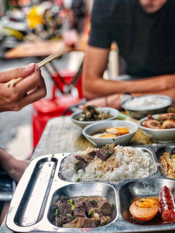 海南牛腩饭哪家最好吃,海口清汤牛腩饭