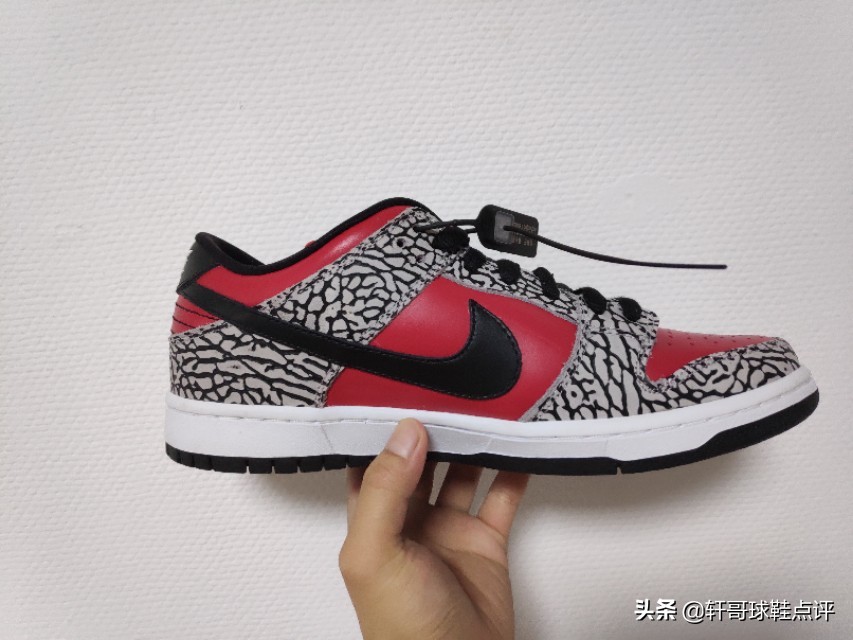 supreme联名dunk最高售价,supreme联名dunkworldfamous